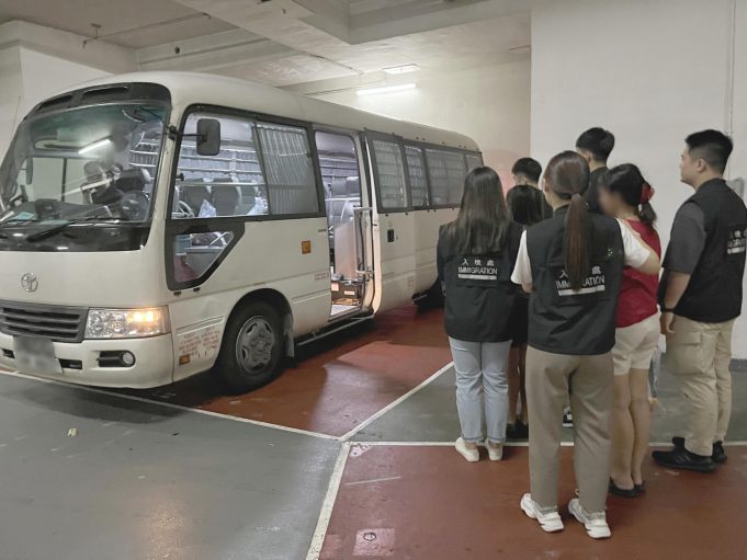 13 persons arrested during anti-illegal worker operations 13 persons arrested during anti-illegal