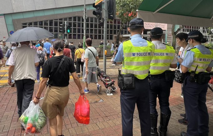 Crackdown on Jaywalking: Hong Kong Authorities Issue 1,800 Tickets in Road Safety Campaign 2023 Sept Jaywalking