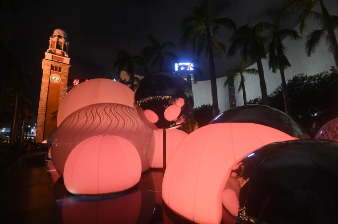 “The Moon Machine” at Hong Kong Cultural Centre adds Mid-Autumn festive ambience to city The Moon Machine HK