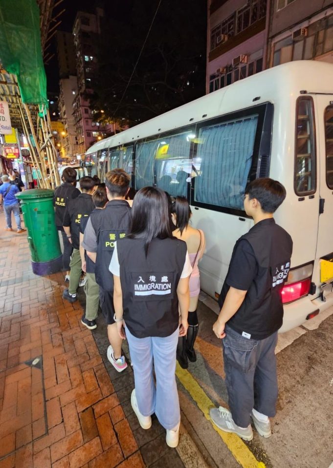 25 Persons Arrested, including Filipino woman, in Anti-Illegal Immigrant, Anti-Illegal Worker and Anti-Pornography Operations 25 Persons Arrested, including Filipino woman