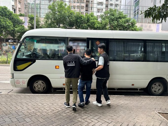 Eight persons arrested in Crack Downs on Illegal Workers Eight persons arrested