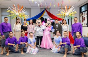 Mickey at Minnie Mouse ng HK Disneyland kasamang nag-celebrate ng Buwan ng Sining at Kultura ng Pilipinas Mickey at Minnie Mouse ng HK Disneyland v2