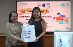 Philippine Literature Month Celebrated with Launching of Bilingual Children’s Books in Hong Kong Book launch 04