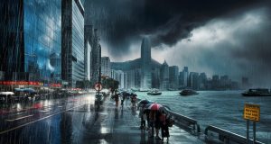Heavy Rain Expected to Hit Hong Kong, Residents Warned to Seek Shelter Heavy Rain Expected to Hit Hong Kong