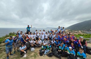 Ilang Grupo ng mga OFWs Nagsagawa ng Clean up Drive sa Coastal Area ng Shek O