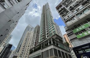 19-anyos na Pinoy natagpuang patay matapos umanong mahulog mula sa rooftop ng gusali Johnston Road building 1200b