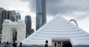 Inflatable Wonders Exhibition Sparks Controversy, Organizer Vows Show Will Go On Inflatable Wonders Exhibition