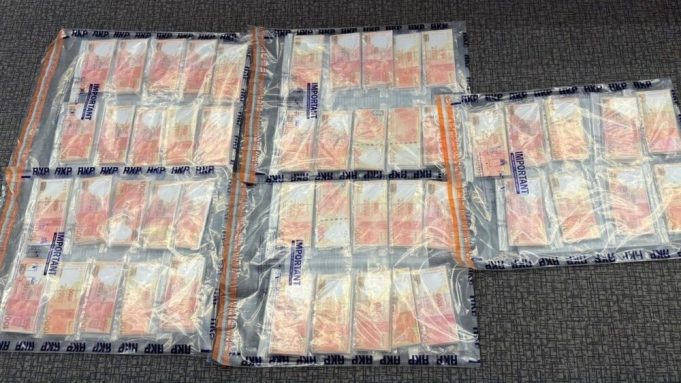 Hong Kong Police Arrest Three in Counterfeiting Sting Ploce photo counterfeit money