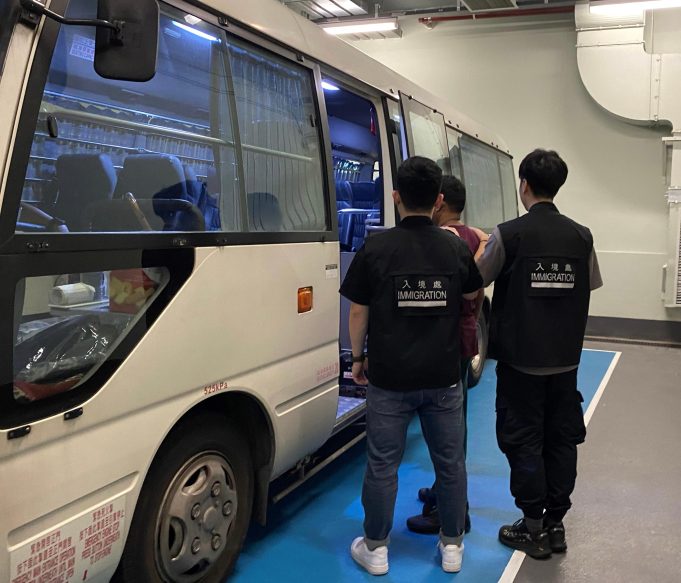 13 Arrested in Major Offensive Against Illegal Workers 13 arrested