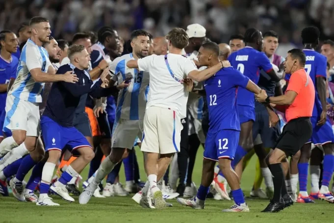 France Edges Argentina in Tense Olympic Quarter-Final France beats Argentina 1-0 to reach Olympics Semi-finals