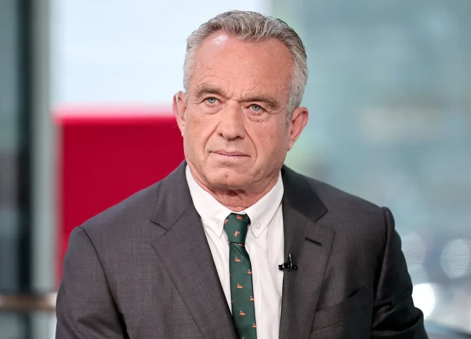 Robert Kennedy Jr. Ends White House Run, Endorses Trump Robert F Kennedy Jr