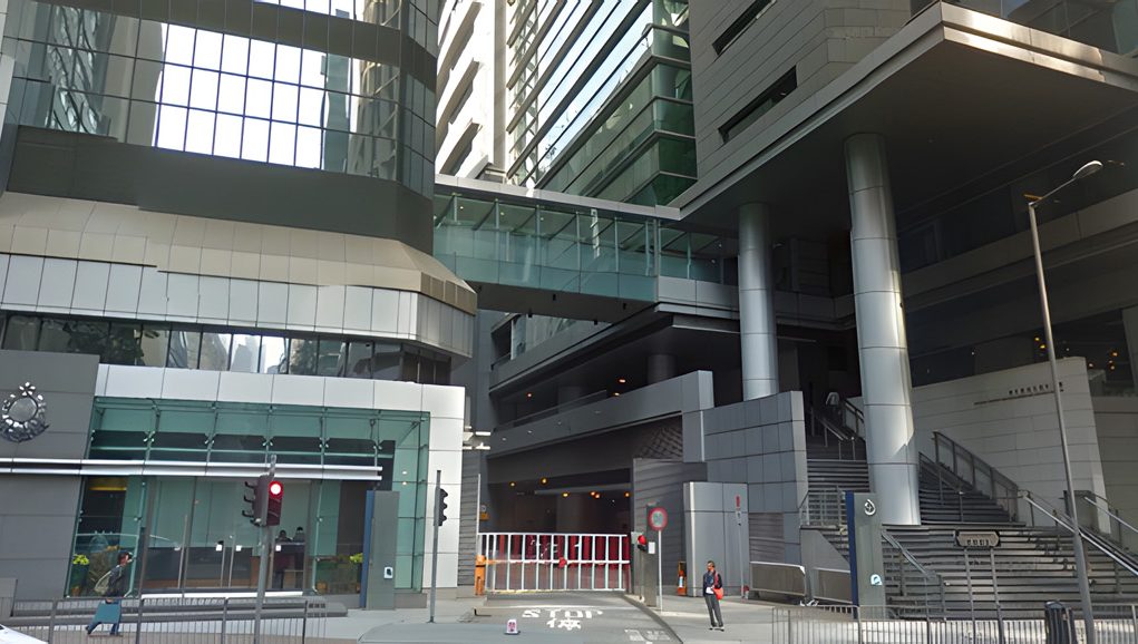 Hong Kong Police Seize HK$768 million in Drugs, Arrest Over 4,300 in Massive Crackdown hong kong police headquarters 001_upscayl