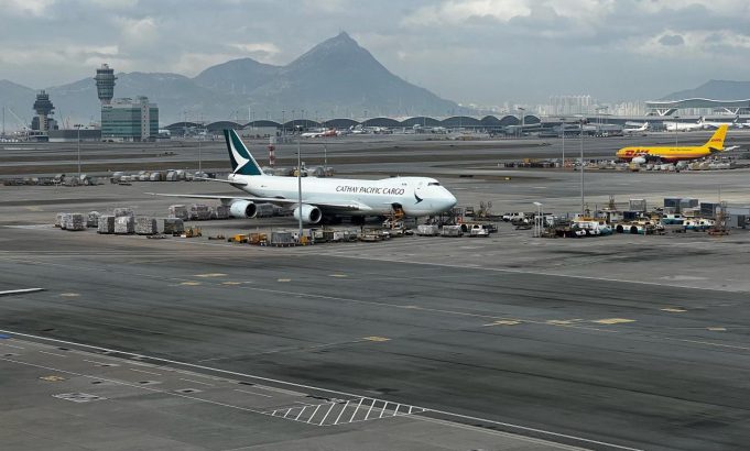 Cathay Pacific Cancels 48 Flights Due to Engine Glitch in A350 Aircraft Cathay Pacific Cancels 48 Flights