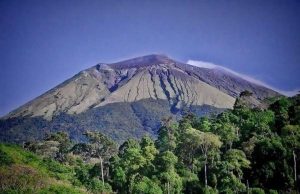 Residents Evacuate as Kanlaon Volcano Shows Signs of Eruption Kanlaon volcano