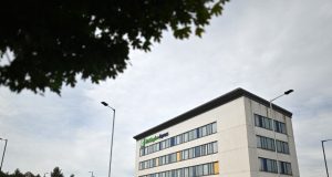 Man Jailed for Nine Years in Connection with UK Anti-Immigration Riots UK asylum seekers hotel photo AFP