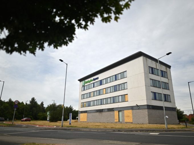 Man Jailed for Nine Years in Connection with UK Anti-Immigration Riots UK asylum seekers hotel photo AFP