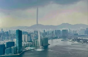 Victoria Harbour’s First Recorded Waterspout in Decades waterspout in Victoria Harbour v2