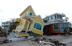 Florida Reels from Dual Hurricane Strikes as Milton Batters State Florida Reels from Dual Hurricane Strikes as Milton Batters State