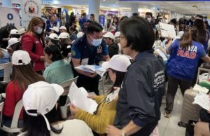 Philippines Proposes Comprehensive Reintegration Bill for Returning Overseas Workers Eighty-four overseas Filipino workers and one dependent from Israel