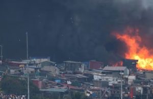 Massive Blaze Destroys Hundreds of Homes in Manila Slum Fire rips through slum area in Philippine capital