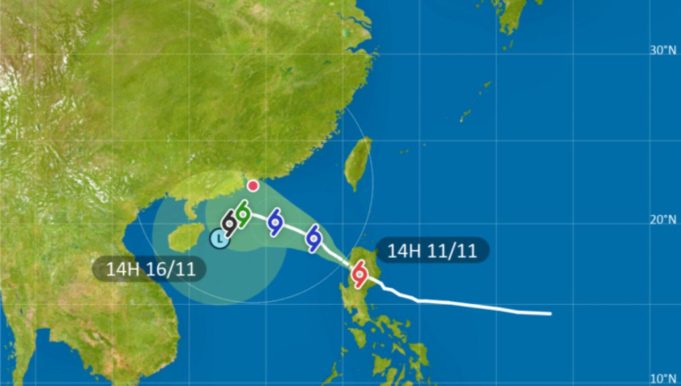Hong Kong Observatory To Issue Storm Signal 1 at 10:20pm Hong Kong Observatory To Issue Storm Signal 1 at 1020pm
