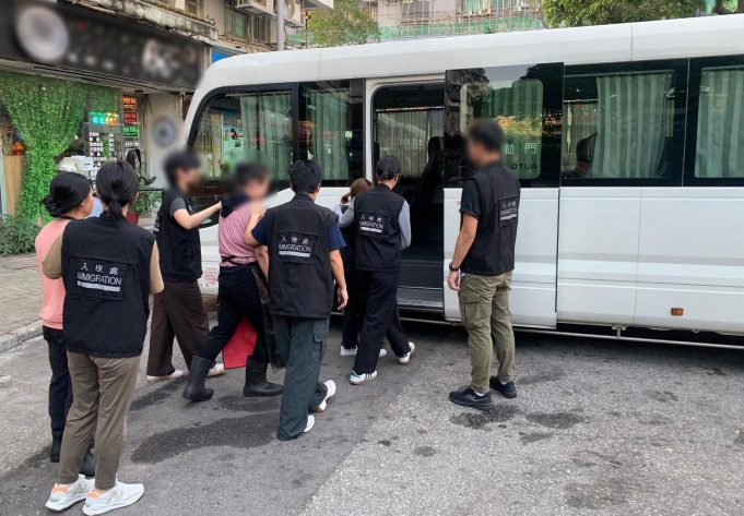 Immigration Authorities Arrested 27 Suspected Illegal Workers in Hong Kong Immigration Authorities Arrested 27 Suspected Illegal Workers