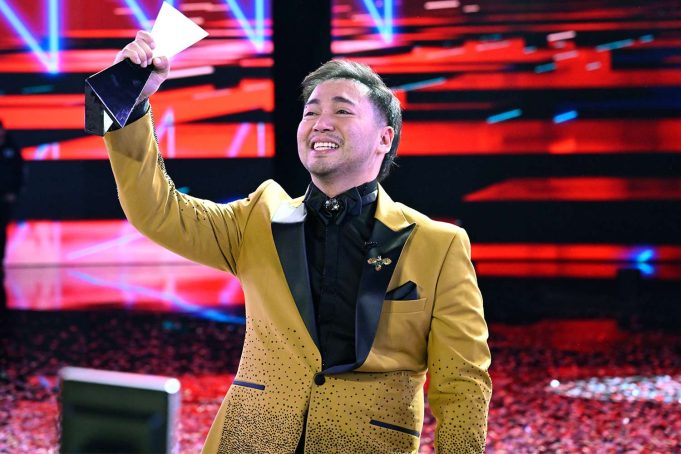 Filipino-born Singer Crowned Champion of ‘The Voice’ Season 26 Sofronio Vasquez The Voice 26 winner