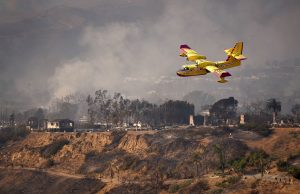 180,000 Evacuate as Los Angeles Burns in Unprecedented Dual Blazes Firefighters beat back Hollywood hills blaze - RTHK