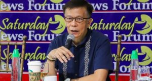 DMW Investigates Repatriation Error of Fallen OFW’s Remains Migrant Workers Secretary Hans Leo Cacdac PNA photo
