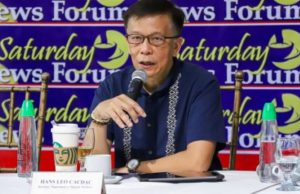 DMW Investigates Repatriation Error of Fallen OFW’s Remains Migrant Workers Secretary Hans Leo Cacdac PNA photo