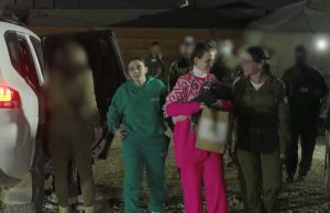 Gaza Celebrations Erupt as Ceasefire Takes Hold, Hostages Reunited with Families Released hostages Doron Steinbrecher and Emily Damari are greeted by Israeli soldiers