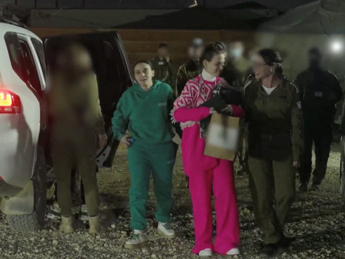 Gaza Celebrations Erupt as Ceasefire Takes Hold, Hostages Reunited with Families Released hostages Doron Steinbrecher and Emily Damari are greeted by Israeli soldiers