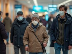 Elderly, Chronically Ill Urged to Take Precautions Amid Hong Kong’s Cold Snap elderly_hong_kong_people_wearing_cold_weather_clothes_0