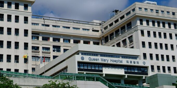 Elderly Domestic Helper Found Unconscious in Mid-Levels Home, Hospitalized Queen Mary Hospital
