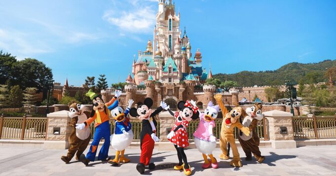 Hong Kong Tourism Minister Cautions on Disneyland Expansion Amid Economic Concerns Hong Kong Disneyland
