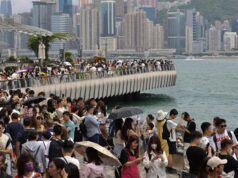 Hong Kong Prepares for Labor Day Tourism Rush Amid Spending Decline Hong Kong Prepares for Labor Day Tourism Rush