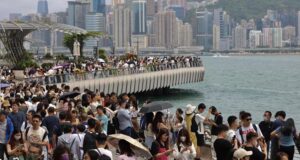 Hong Kong Prepares for Labor Day Tourism Rush Amid Spending Decline Hong Kong Prepares for Labor Day Tourism Rush