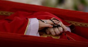 Pope Francis Laid to Rest: Thousands Gather as Vatican Mourns Pontiff Pope Francis laid to rest
