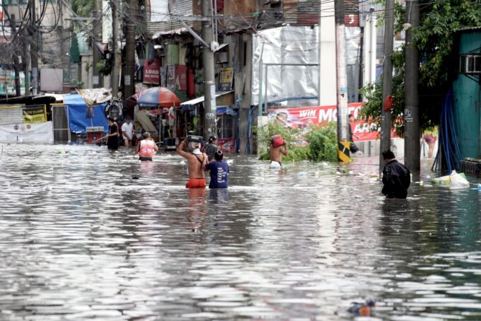 Quezon City, Cavite, and Calumpit in State of Calamity Due to Widespread Flooding Araneta and E. Rodriguez Sr. Avenue in Quezon City v2