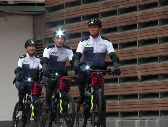 HK Police Unit Rides Bikes with New Cycling Patrol Uniform HK Police Unit Rides Bikes with New Cycling Patrol Uniform