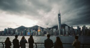 Tropical Cyclone Danas Skirts Hong Kong, Bringing Heat and Swells Latest tropical cyclone news from HKO