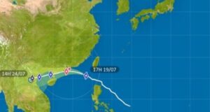 Typhoon Signal No. 8 to be issued between midnight and 2am on Sunday Typhoon Signal No. 8 to be issued between midnight and 2am on Sunday