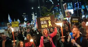 Israel Approves Ceasefire with Hamas, Paving Way for Hostage Release and End to Gaza War Israel Approves Ceasefire with Hamas, Paving Way for Hostage Release and End to Gaza War v2