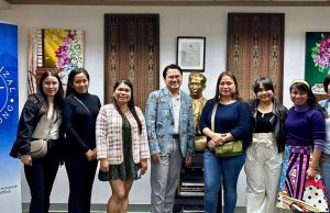 Filipino Migrant Artists’ Collective Guhit Kulay to Hold Group Exhibition at Hong Kong Visual Arts Centre Guhit Kulay artists at PCG exhibition