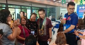Migrant Workers Chief Highlights Expanded Reintegration Programs for Returning OFWs cacdac-with-ofws