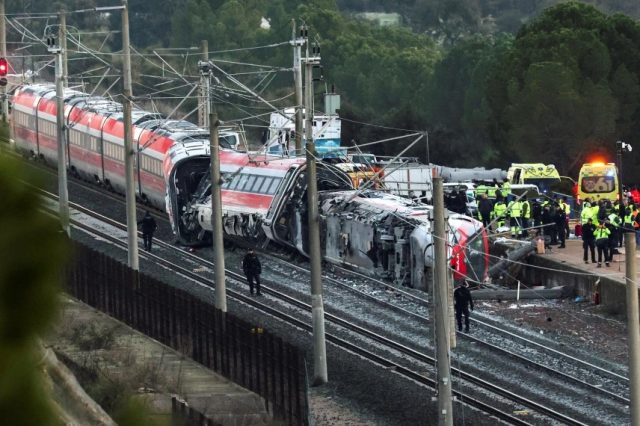 Scores dead, wounded after train collision in Spain