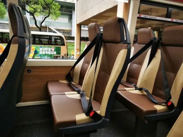 seat-belts-bus