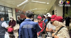 Philippine government launches massive land-and-air rescue for overseas workers Thirty-two overseas Filipino workers from the United Arab Emirates and Oman