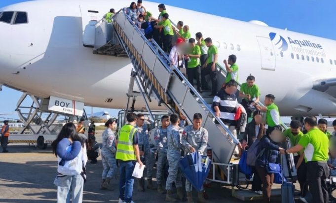 Overseas Filipino Workers (OFWs) Fleeing Middle East Conflict Arrive in Manila After Land, Air Transit 344-ofws-from-dubai-modified
