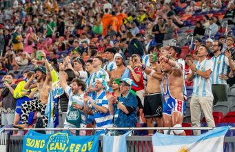 Hong Kong Sevens marks 50th anniversary with festive kickoff at Kai Tak Hong Kong Sevens marks 50th anniversary with festive kickoff at Kai Tak